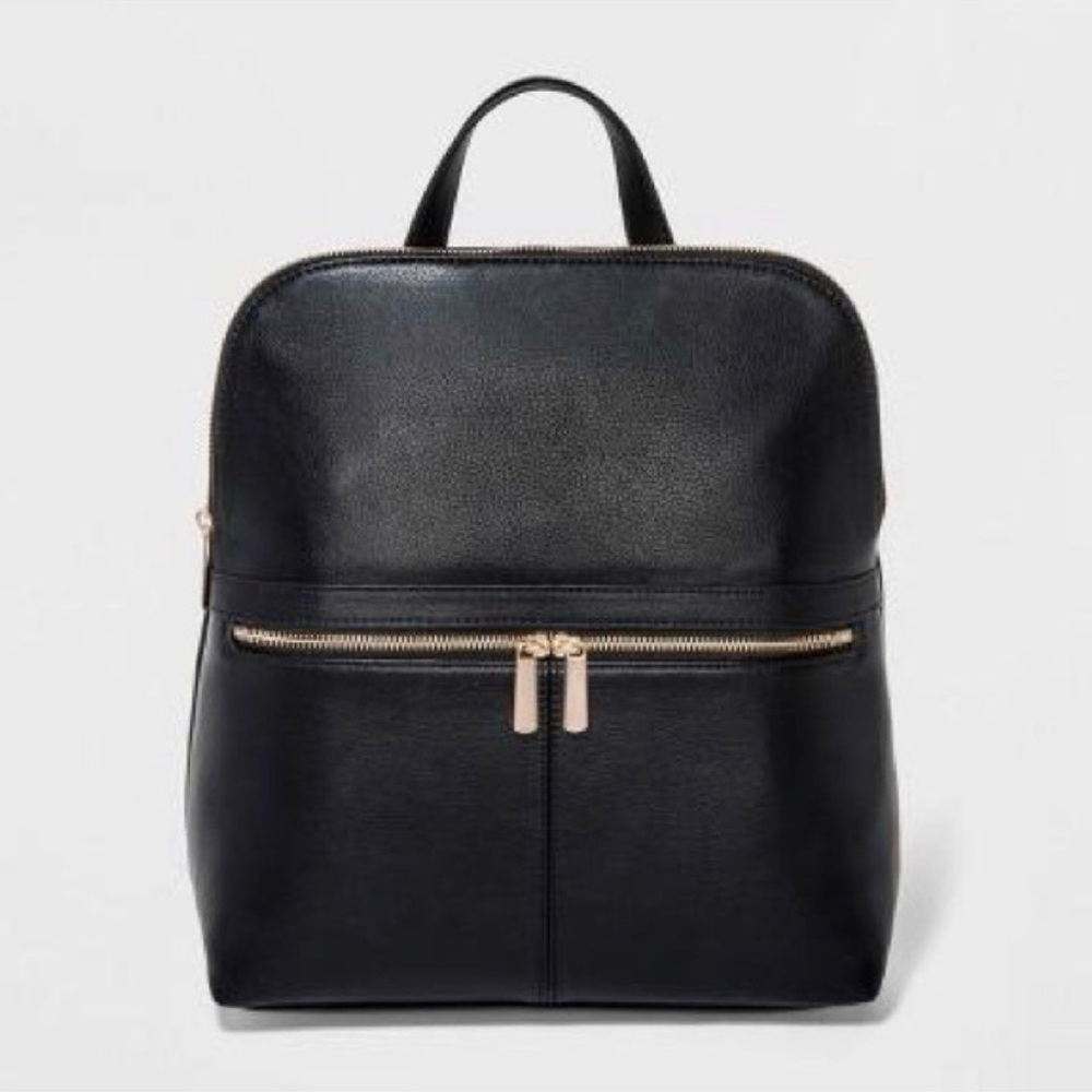 LIKE NEW BLACK BACKPACK